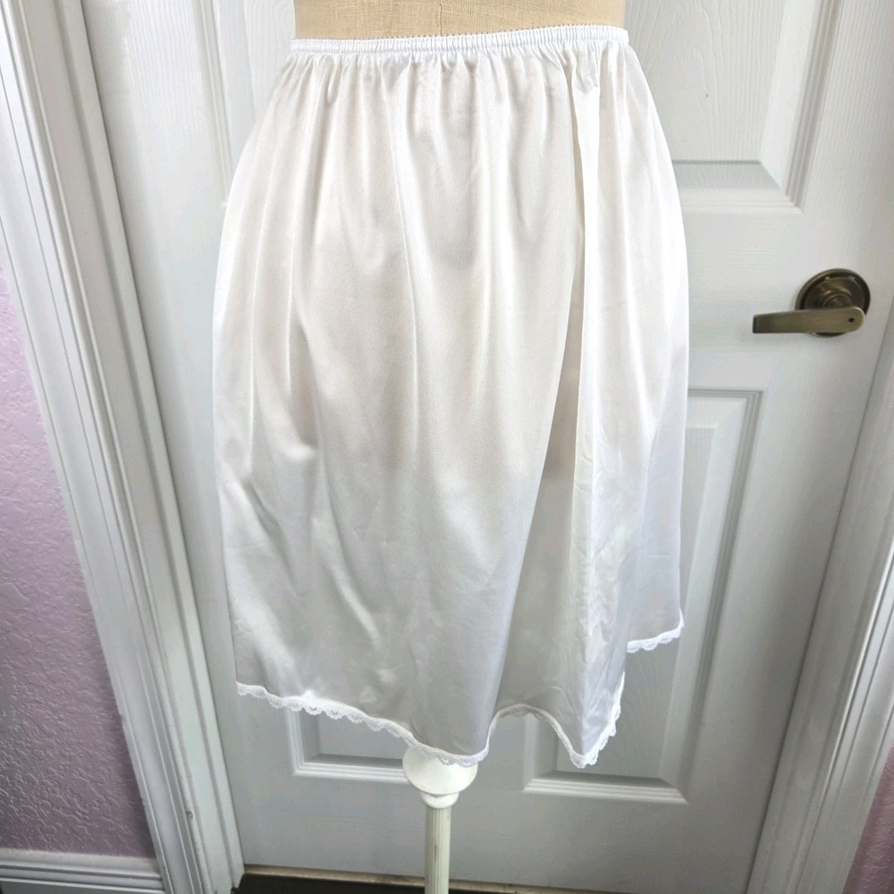 Warners Vtg Nylon Half‎ Slip Size M Perfect Measure White Lace Hem Lingerie New